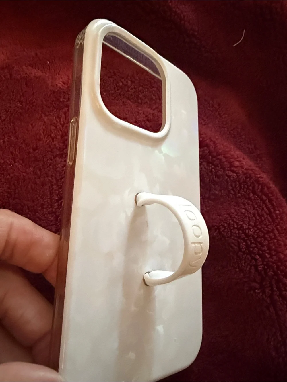 Iphone 15 pro Loopy Case White Leopard Phone Case with Loop
